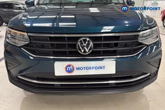 Volkswagen Tiguan Life Manual Petrol SUV - Stock Number (1662850) - 43rd supplementary image