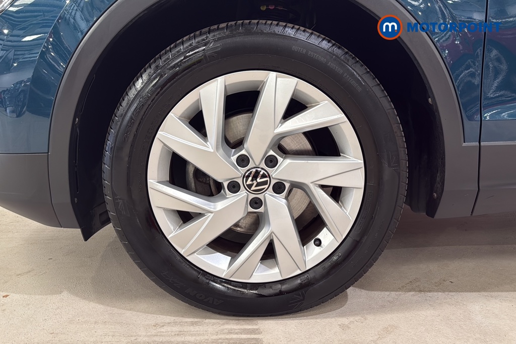 Volkswagen Tiguan Life Manual Petrol SUV - Stock Number (1662850) - 44th supplementary image