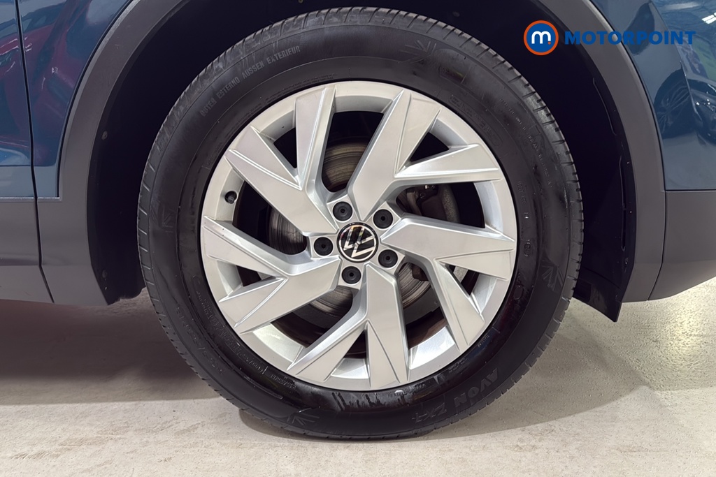 Volkswagen Tiguan Life Manual Petrol SUV - Stock Number (1662850) - 47th supplementary image