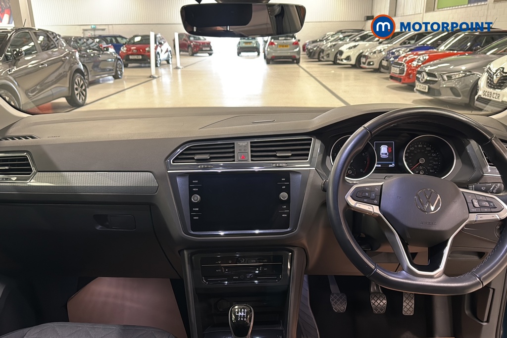 Volkswagen Tiguan Life Manual Petrol SUV - Stock Number (1662850) - 1st supplementary image
