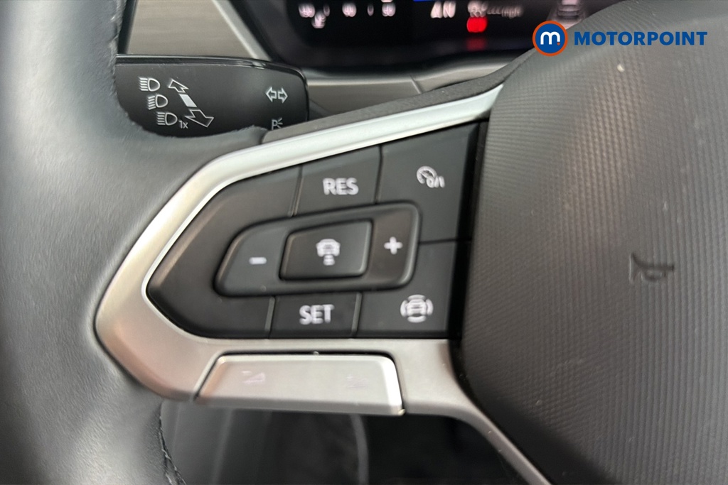 Volkswagen Touran Match Manual Petrol People Carrier - Stock Number (1665677) - 4th supplementary image