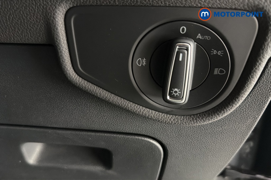 Volkswagen Touran Match Manual Petrol People Carrier - Stock Number (1665682) - 11th supplementary image
