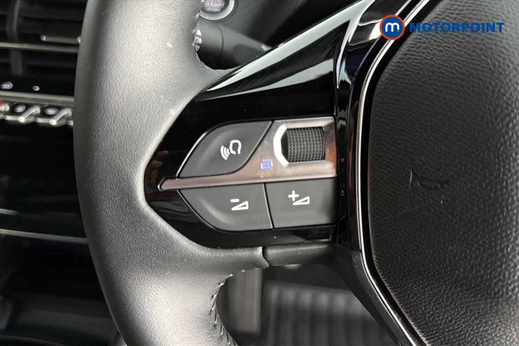 Peugeot 2008 Allure Manual Petrol SUV - Stock Number (1665886) - 4th supplementary image