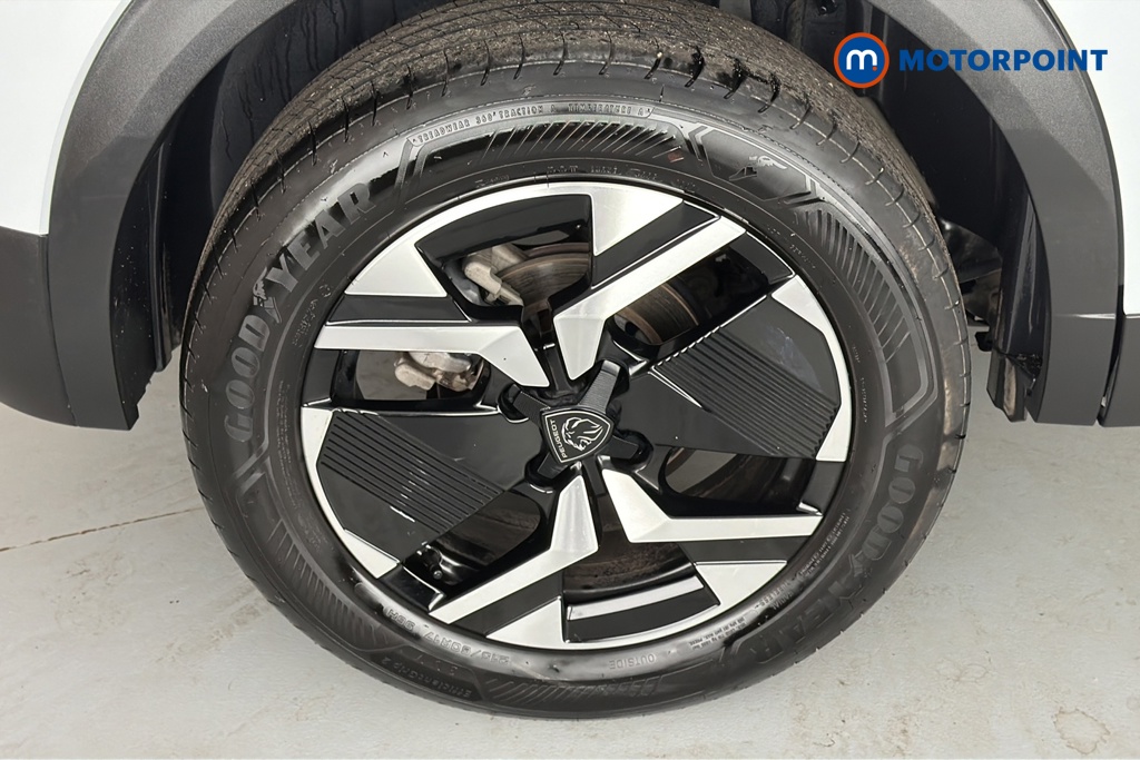 Peugeot 2008 Allure Manual Petrol SUV - Stock Number (1665886) - 46th supplementary image