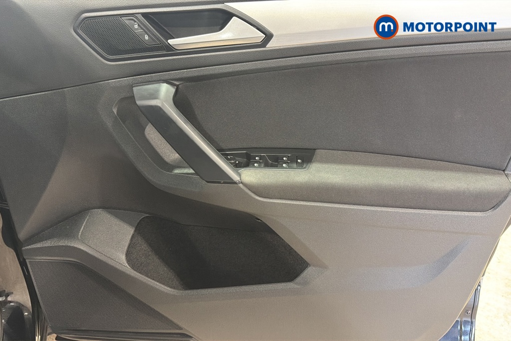 Volkswagen Tiguan Match Manual Petrol SUV - Stock Number (1666670) - 18th supplementary image
