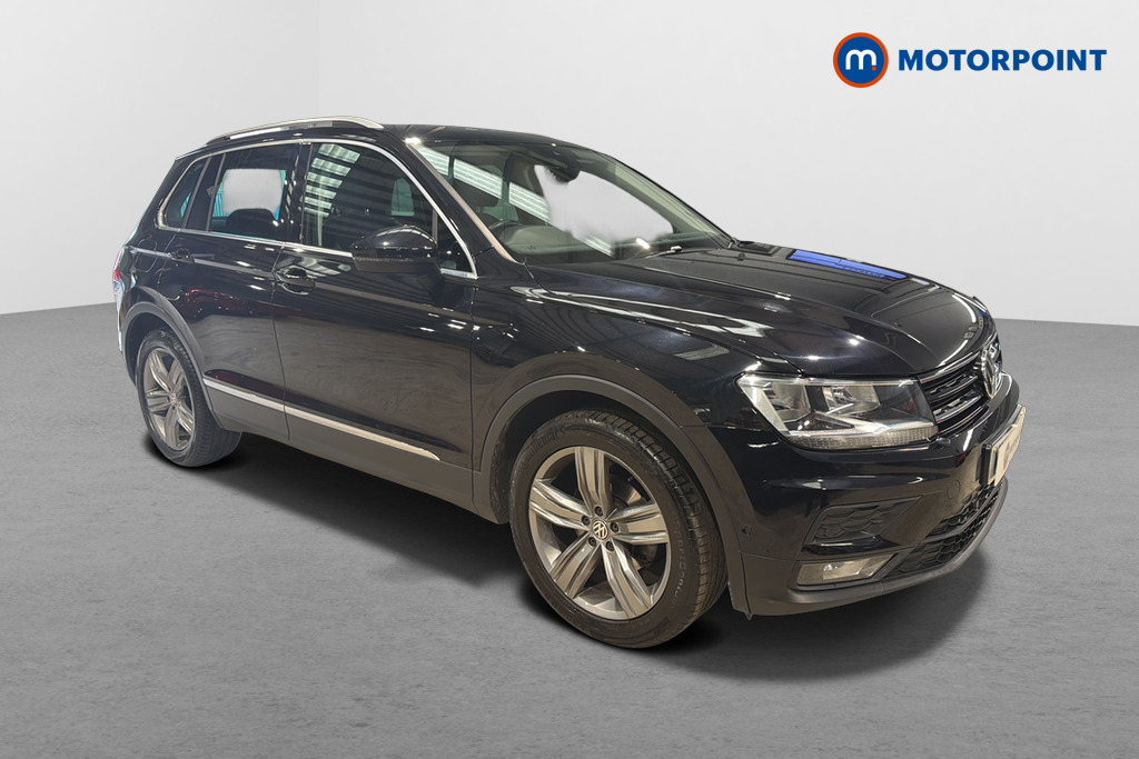 Volkswagen Tiguan Match Manual Petrol SUV - Stock Number (1666670) - Drivers side front corner