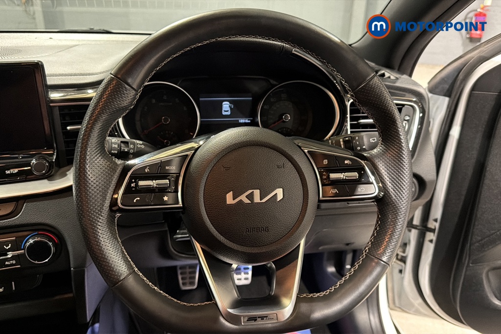 KIA Xceed Gt-Line Manual Petrol Hatchback - Stock Number (1667157) - 2nd supplementary image
