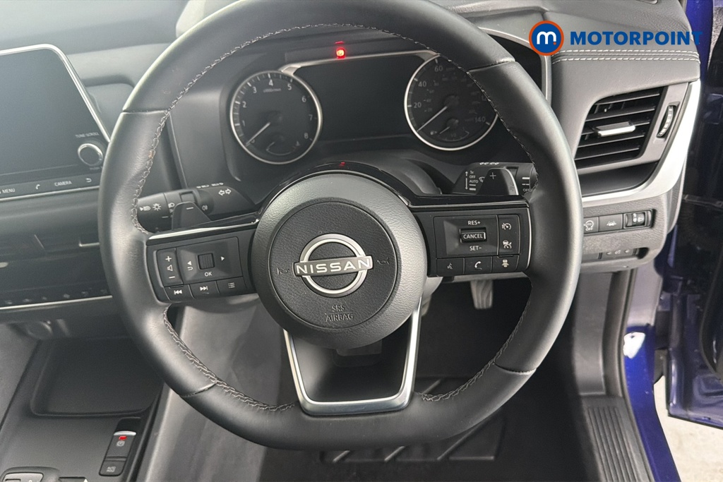 Nissan Qashqai Acenta Premium Automatic Petrol SUV - Stock Number (1667609) - 2nd supplementary image
