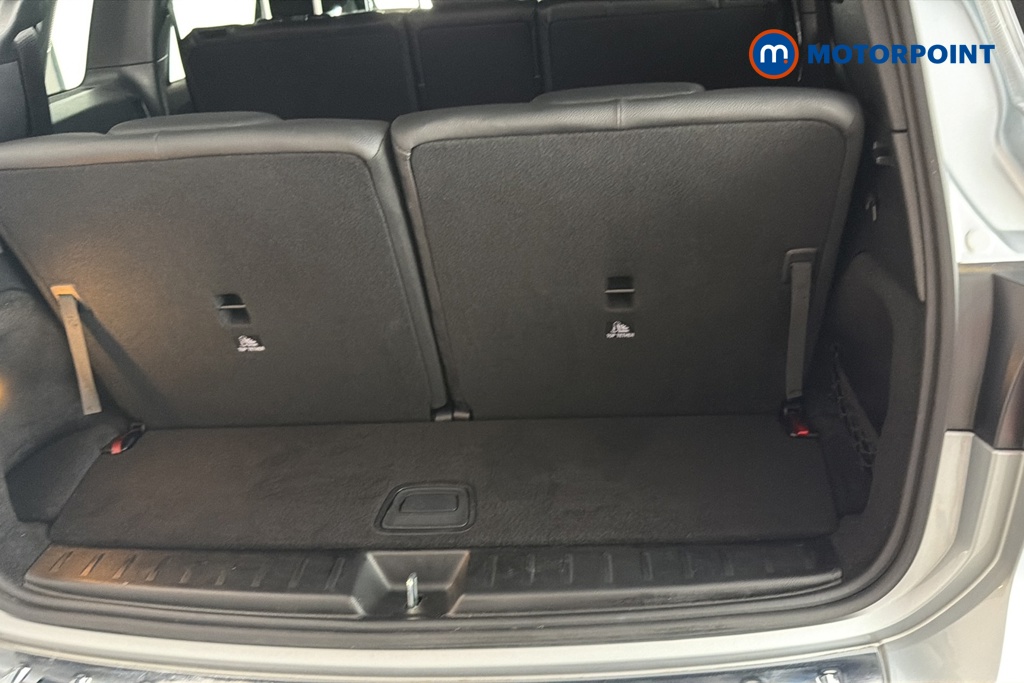 Mercedes-Benz GLB Amg Line Automatic Petrol SUV - Stock Number (1667625) - 30th supplementary image