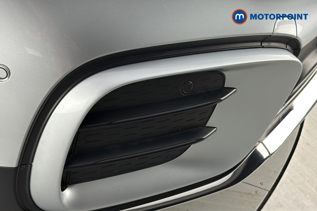 Mercedes-Benz GLB Amg Line Automatic Petrol SUV - Stock Number (1667625) - 38th supplementary image