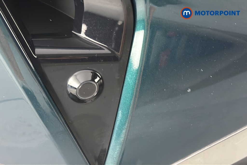 Nissan Qashqai N-Connecta Manual Petrol SUV - Stock Number (1667626) - 38th supplementary image