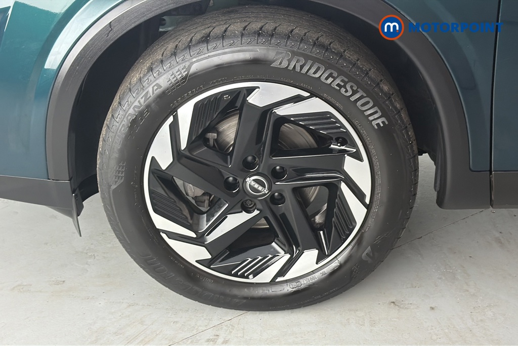 Nissan Qashqai N-Connecta Manual Petrol SUV - Stock Number (1667626) - 44th supplementary image
