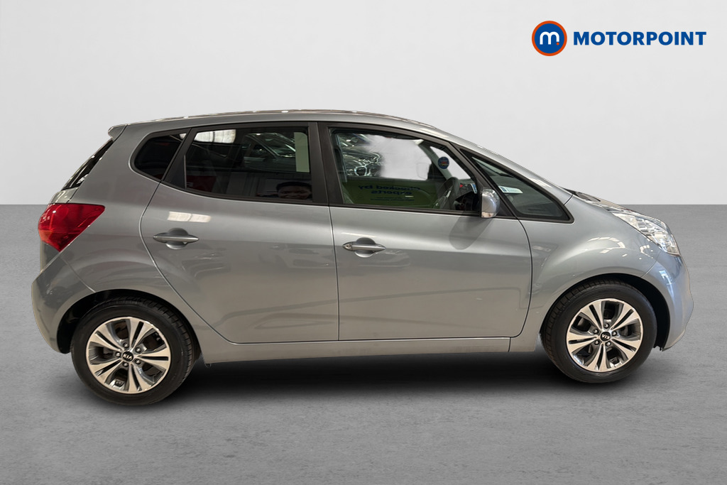 KIA Venga 3 Manual Petrol People Carrier - Stock Number (1663140) - Passenger side