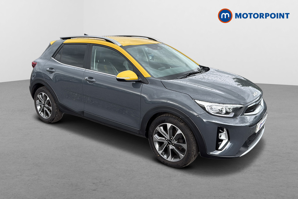 Kia Stonic listing photo
