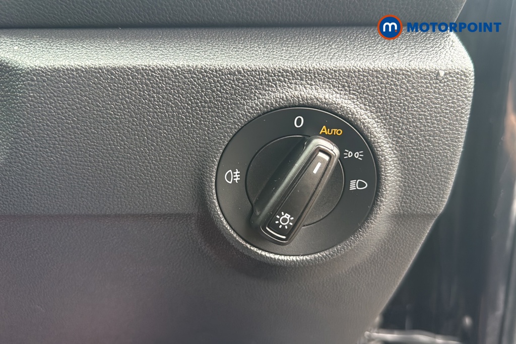 Volkswagen T-Roc Match Manual Petrol SUV - Stock Number (1666884) - 11th supplementary image