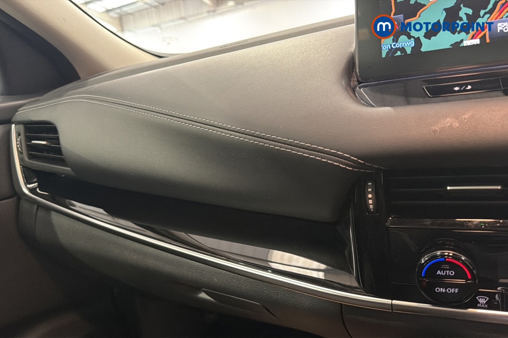Nissan Qashqai N-Connecta Automatic Petrol SUV - Stock Number (1667727) - 10th supplementary image