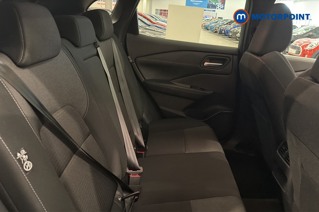 Nissan Qashqai N-Connecta Automatic Petrol SUV - Stock Number (1667727) - 25th supplementary image