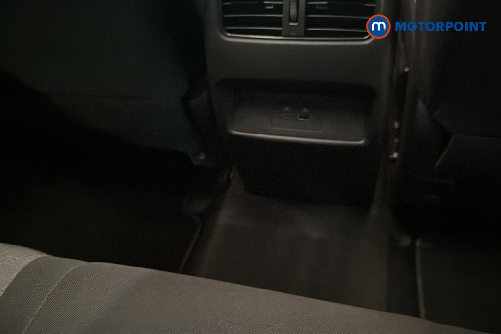 Nissan Qashqai N-Connecta Automatic Petrol SUV - Stock Number (1667727) - 28th supplementary image