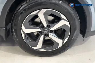Nissan Qashqai N-Connecta Automatic Petrol SUV - Stock Number (1667727) - 47th supplementary image