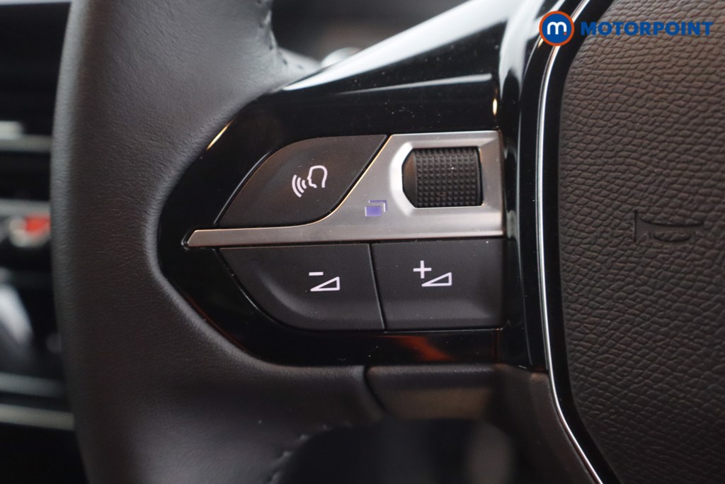 Peugeot 208 Allure Manual Petrol Hatchback - Stock Number (1642582) - 6th supplementary image