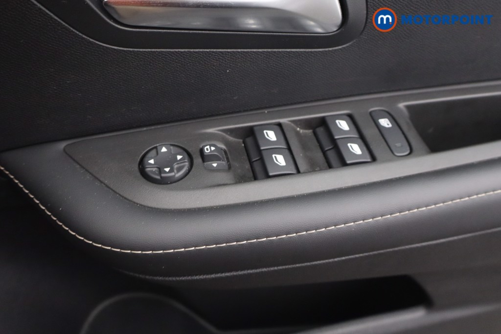 Peugeot 208 Allure Manual Petrol Hatchback - Stock Number (1642582) - 9th supplementary image