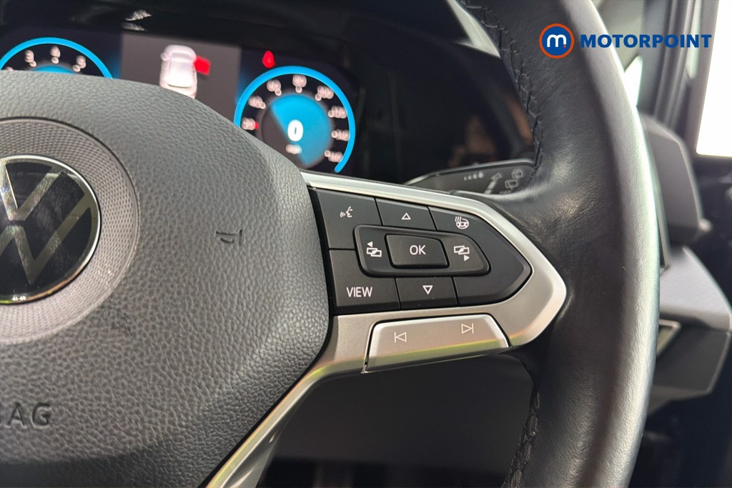 Volkswagen Golf Active Manual Petrol Hatchback - Stock Number (1648343) - 4th supplementary image