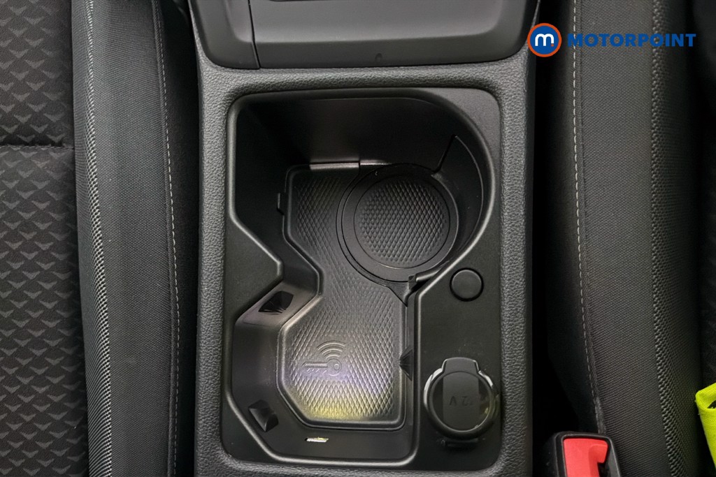 Volkswagen Golf Active Manual Petrol Hatchback - Stock Number (1648343) - 16th supplementary image