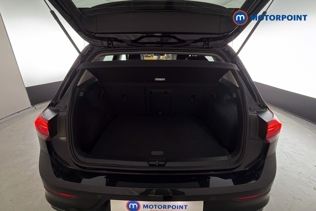 Volkswagen Golf Active Manual Petrol Hatchback - Stock Number (1648343) - 33rd supplementary image
