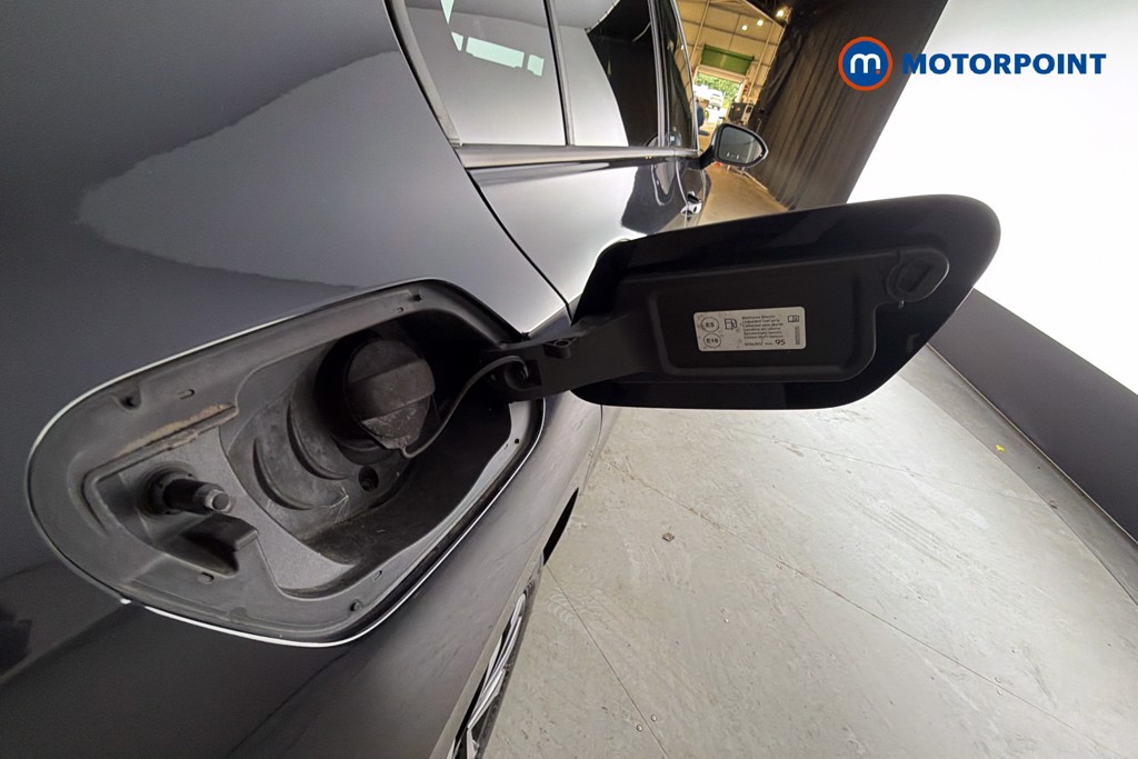 Volkswagen Golf Active Manual Petrol Hatchback - Stock Number (1648343) - 41st supplementary image