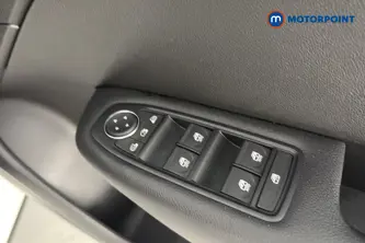Renault Arkana Iconic Automatic Petrol-Electric Hybrid SUV - Stock Number (1648424) - 19th supplementary image