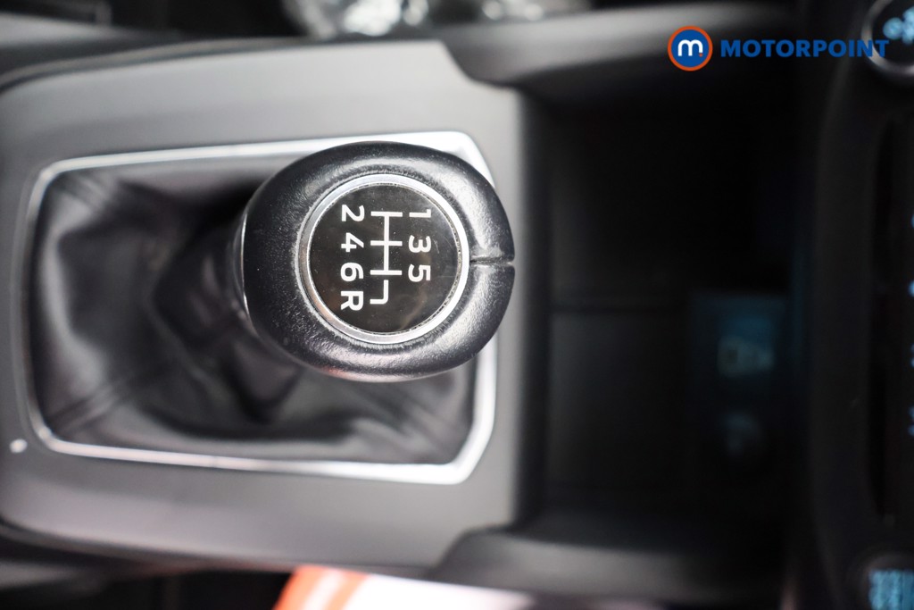 Ford Focus Titanium Manual Petrol Hatchback - Stock Number (1650347) - 9th supplementary image