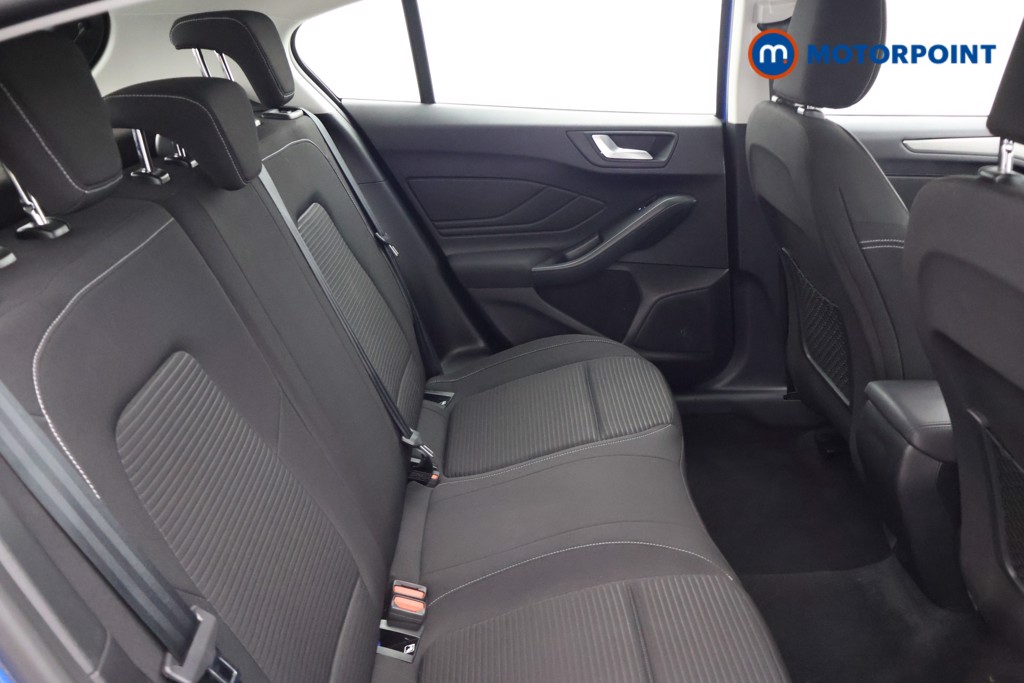 Ford Focus Titanium Manual Petrol Hatchback - Stock Number (1650347) - 16th supplementary image