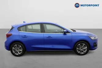 Ford Focus Titanium Manual Petrol Hatchback - Stock Number (1650347) - Drivers side