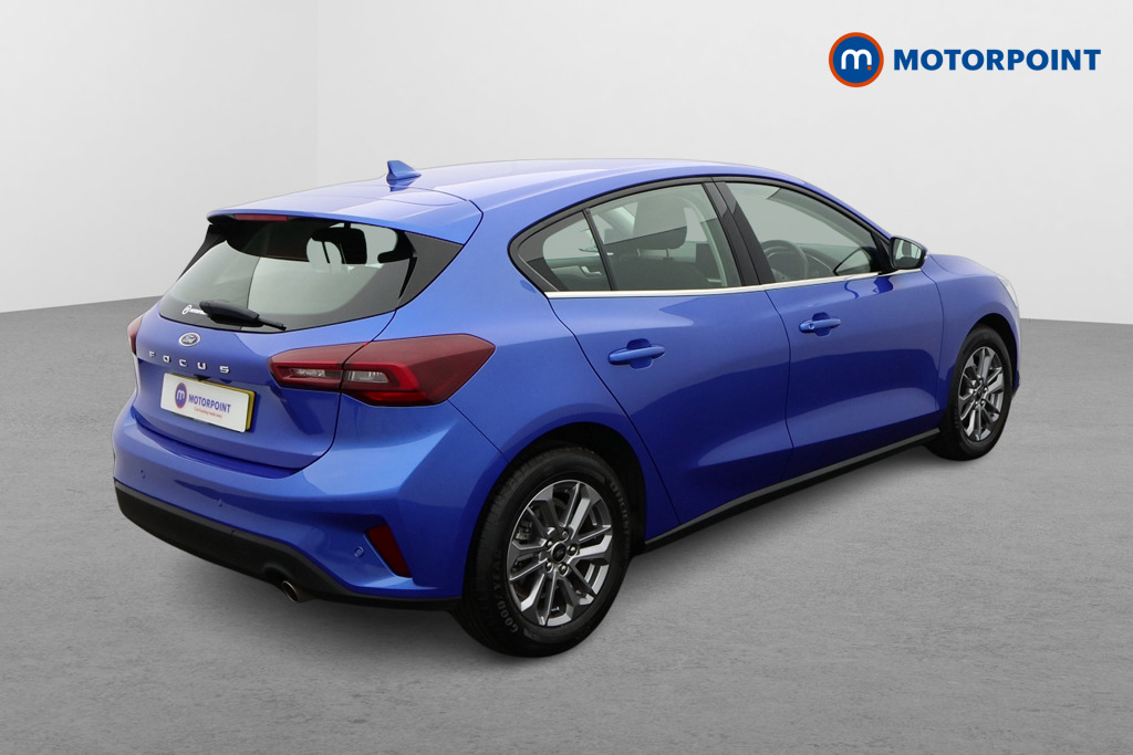 Ford Focus Titanium Manual Petrol Hatchback - Stock Number (1650347) - Drivers side rear corner