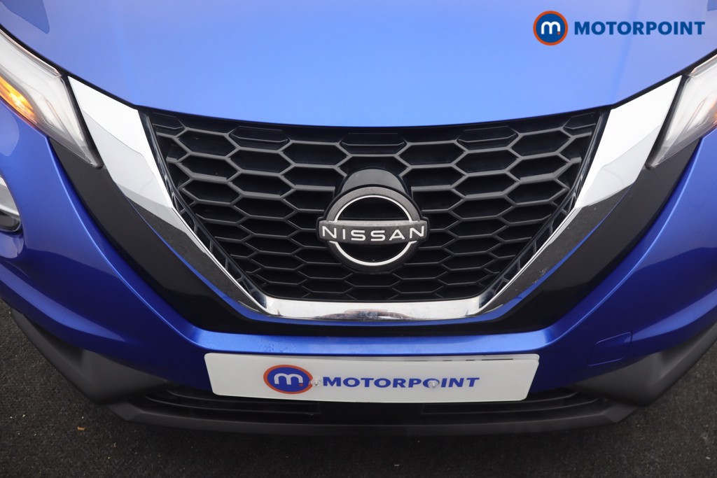 Nissan Juke N-Connecta Manual Petrol SUV - Stock Number (1651242) - 23rd supplementary image