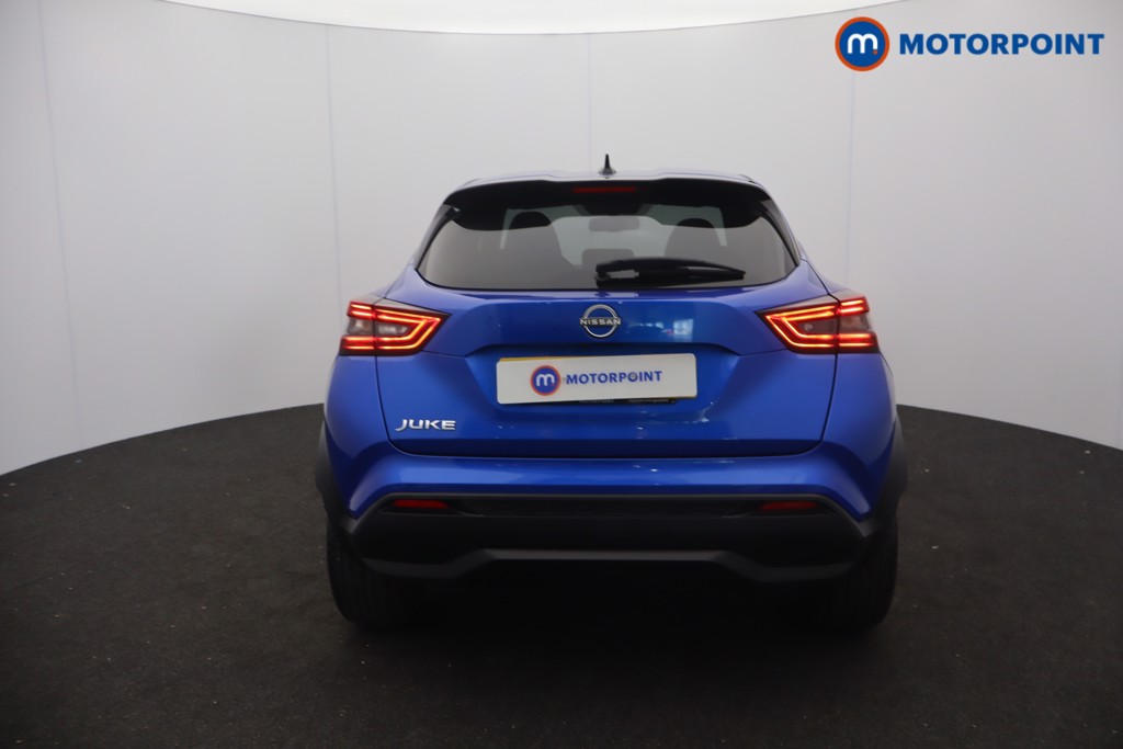 Nissan Juke N-Connecta Manual Petrol SUV - Stock Number (1651242) - 1st supplementary image