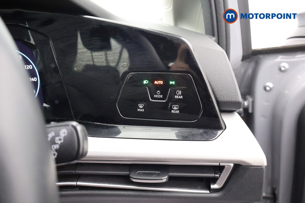 Volkswagen Golf Life Manual Petrol Hatchback - Stock Number (1651286) - 7th supplementary image
