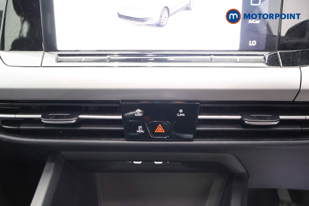 Volkswagen Golf Life Manual Petrol Hatchback - Stock Number (1651286) - 9th supplementary image