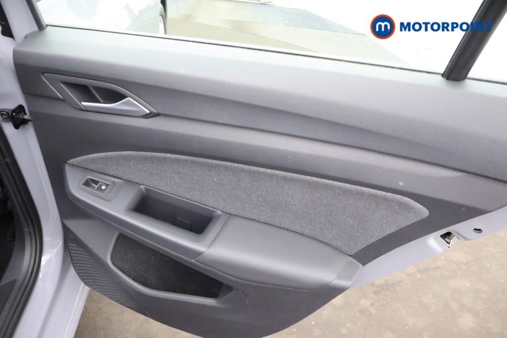 Volkswagen Golf Life Manual Petrol Hatchback - Stock Number (1651286) - 18th supplementary image