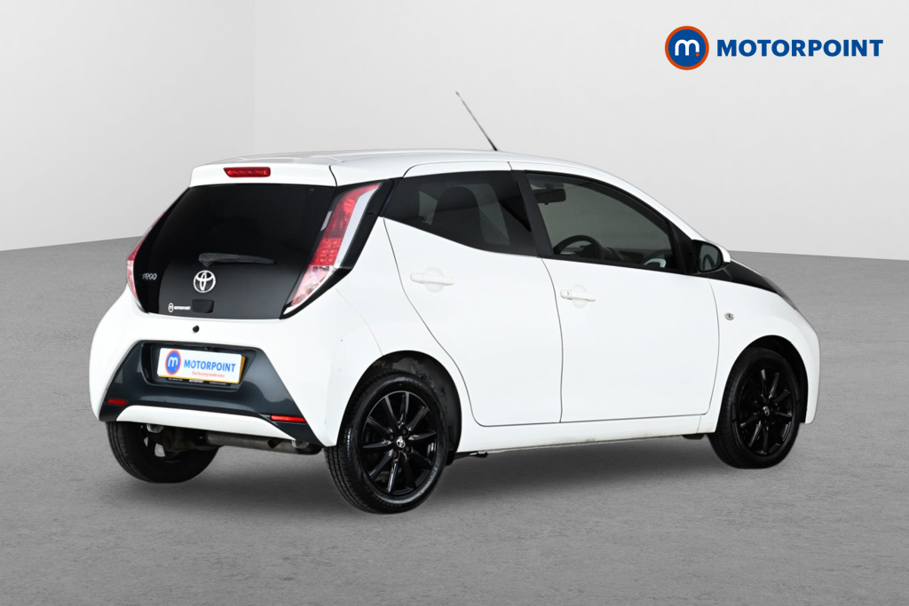 Toyota Aygo X-Style Manual Petrol Hatchback - Stock Number (1652567) - Drivers side rear corner
