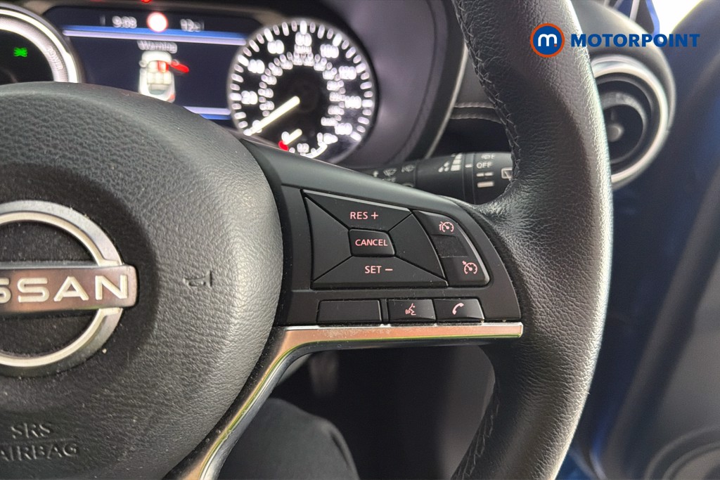 Nissan Juke N-Connecta Automatic Petrol-Electric Hybrid SUV - Stock Number (1652707) - 4th supplementary image