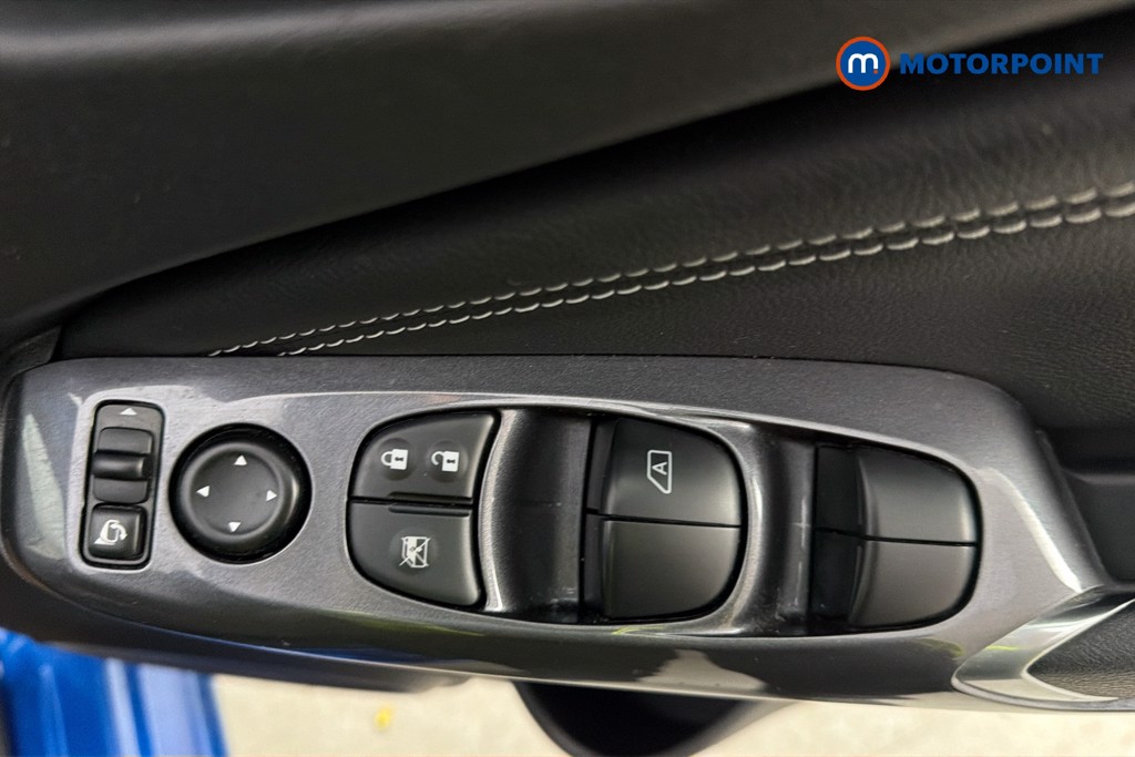 Nissan Juke N-Connecta Automatic Petrol-Electric Hybrid SUV - Stock Number (1652707) - 20th supplementary image