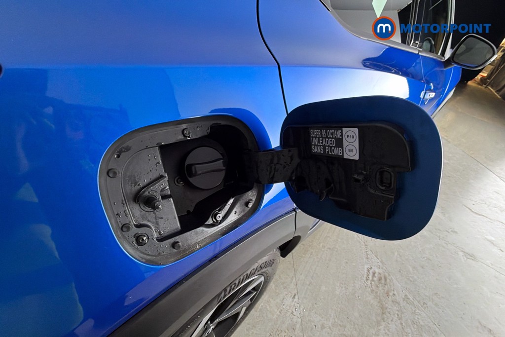 Nissan Juke N-Connecta Automatic Petrol-Electric Hybrid SUV - Stock Number (1652707) - 41st supplementary image