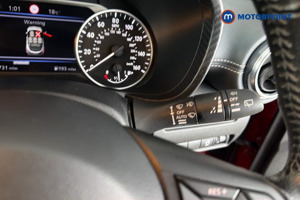 Nissan Juke Tekna Manual Petrol SUV - Stock Number (1653165) - 7th supplementary image
