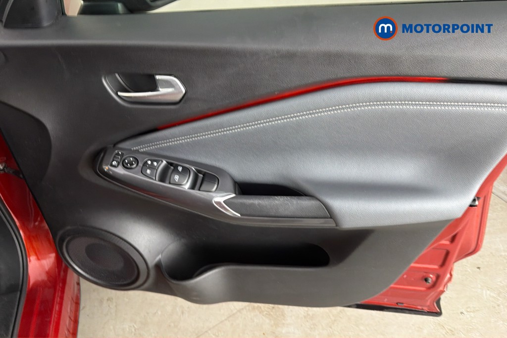 Nissan Juke Tekna Manual Petrol SUV - Stock Number (1653165) - 19th supplementary image