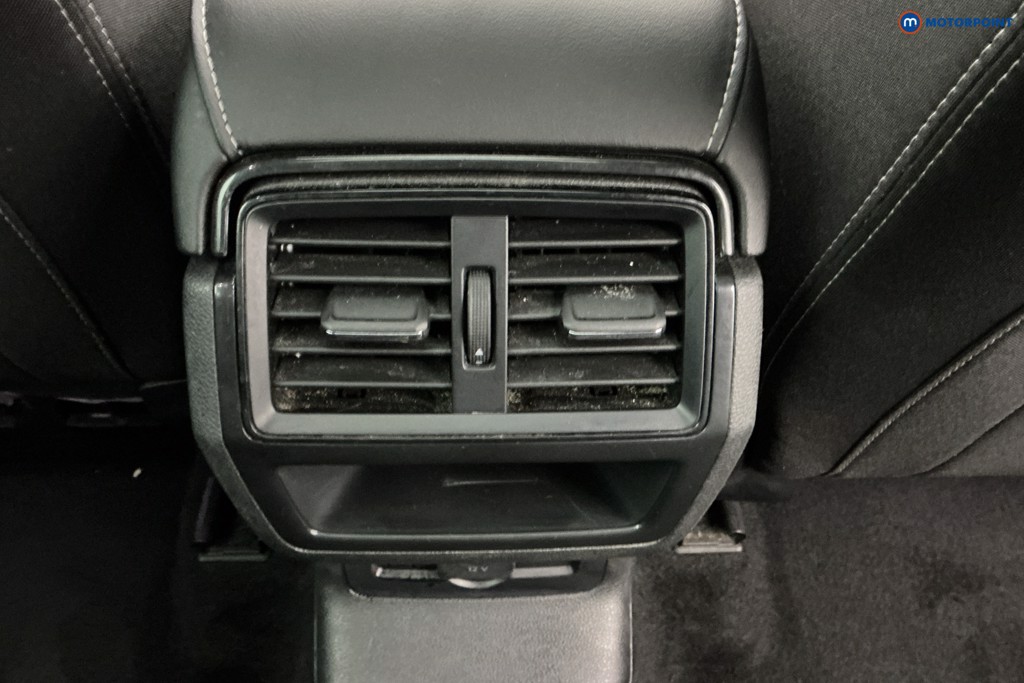 Skoda Karoq Sportline Manual Petrol SUV - Stock Number (1654461) - 10th supplementary image