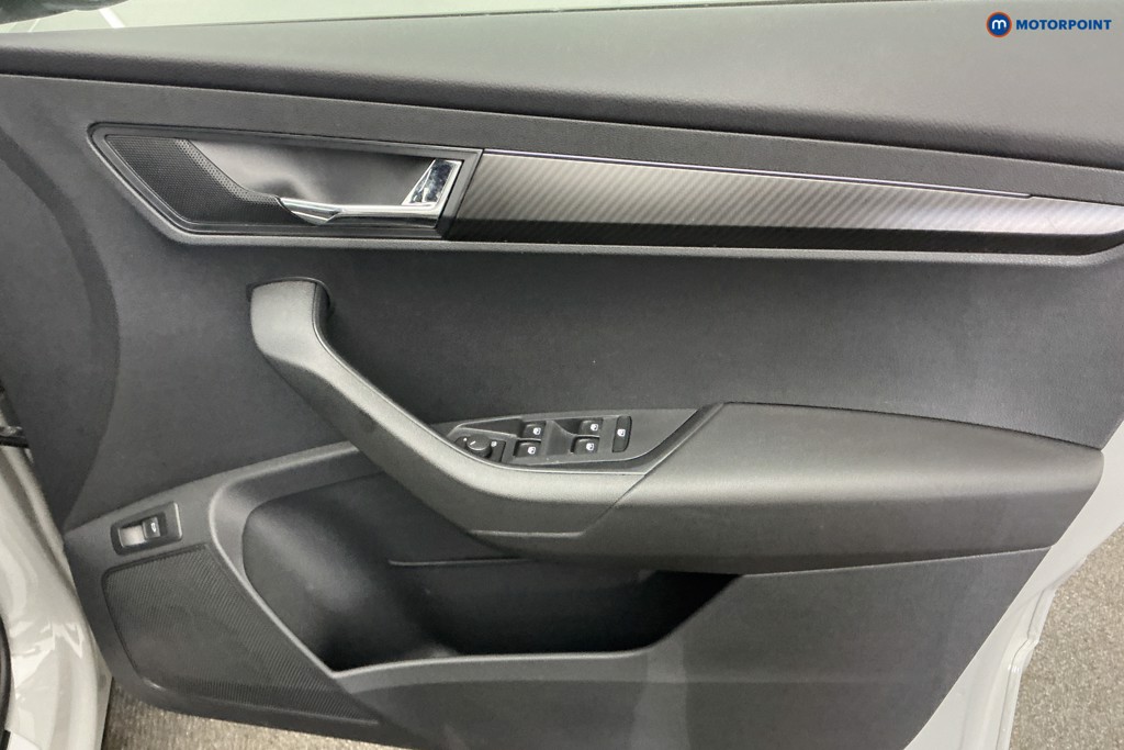 Skoda Karoq Sportline Manual Petrol SUV - Stock Number (1654461) - 24th supplementary image