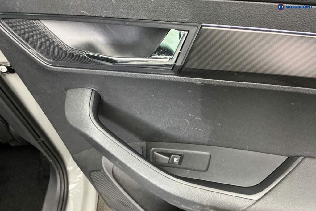 Skoda Karoq Sportline Manual Petrol SUV - Stock Number (1654461) - 27th supplementary image