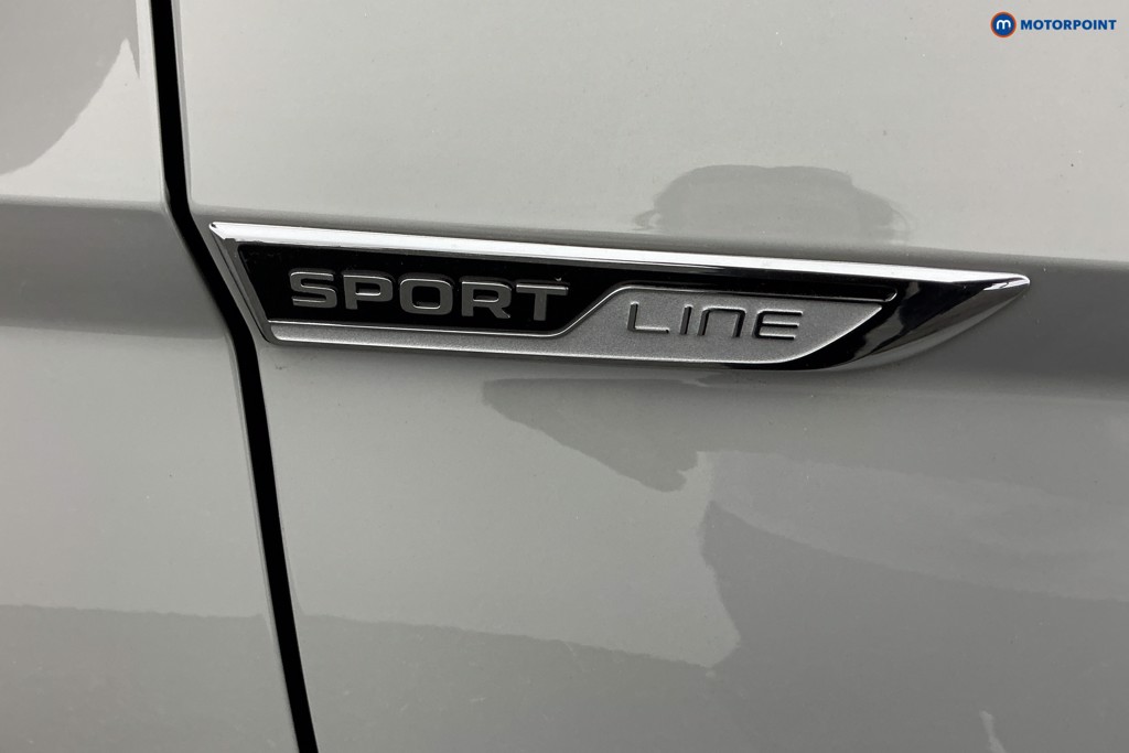 Skoda Karoq Sportline Manual Petrol SUV - Stock Number (1654461) - 31st supplementary image