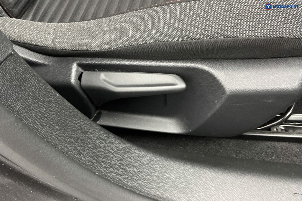 Peugeot 208 Active Premium -Plus Automatic Petrol Hatchback - Stock Number (1655866) - 23rd supplementary image